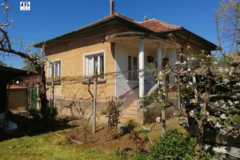 House in Oblast Pleven, Gorni Dybnik