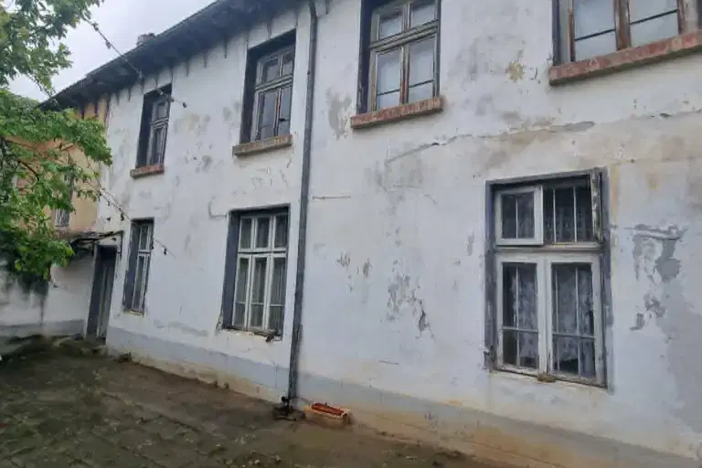 House in Oblast Pleven, Gorni Dybnik