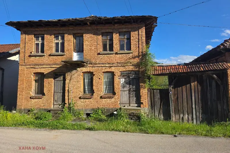 Къща в Ловеч, с. Горно трапе