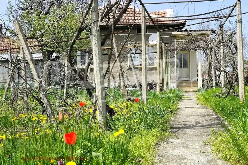 Къща в Ловеч, с. Горско Сливово