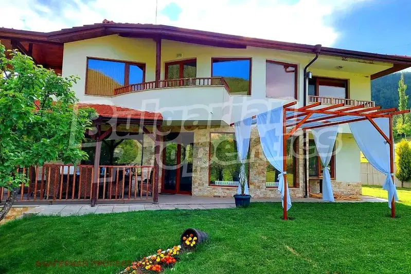 House in Oblast Blagoevgrad, с. Градево
