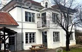 Къща във Велико Търново, с. Градина