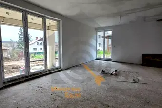 Къща в София, с. Гурмазово