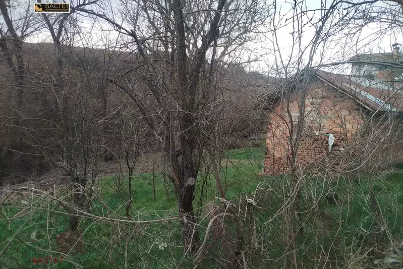 House in област София, Gurmazovo