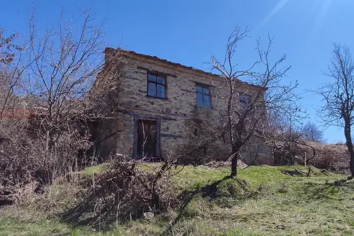 Къща в Смолян, с. Гълъбово