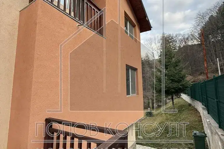 House in Plovdiv, Gylybovo