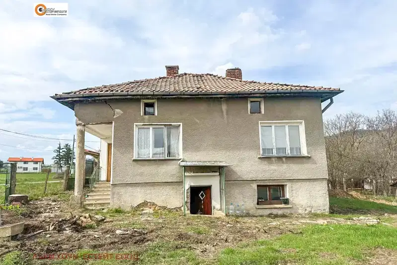 House in Oblast Pernik, Gyrlo