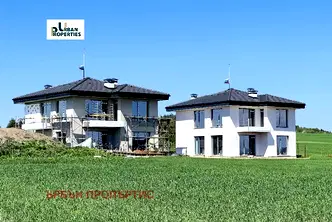Къща в София, с. Хераково