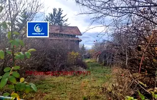 Къща в София, с. Хераково