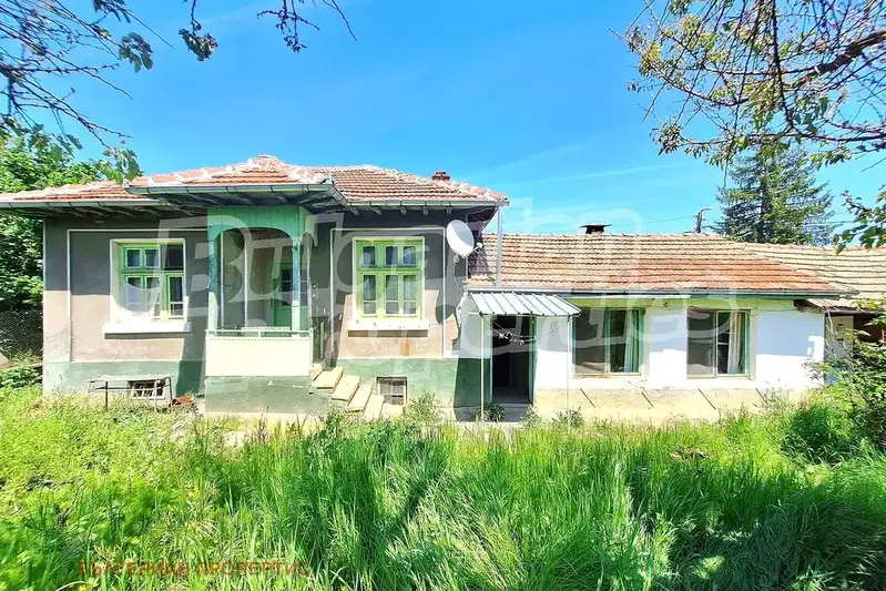 House in Oblast Veliko Tyrnovo, Hotnica