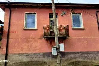Къща във Враца, с. Хубавене