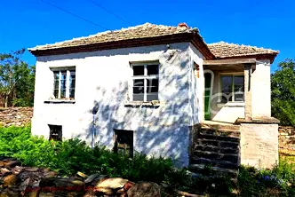 Къща в Бургас, с. Искра