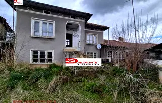 Къща във Велико Търново, с. Иванча