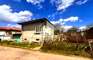 Къща в Русе, с. Иваново