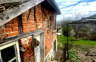 Къща в Бургас, с. Изгрев