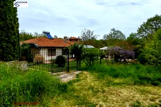 Къща в Бургас, с. Изгрев