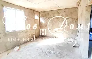 Къща във Варна, с. Изворско