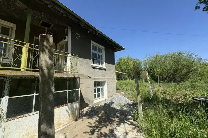 Къща в Шумен, с. Желъд