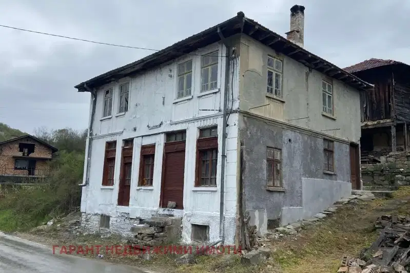 Къща в Габрово, с. Жълтеш