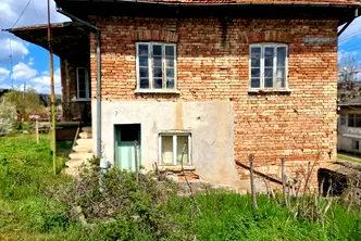 Къща в Русе, с. Кацелово