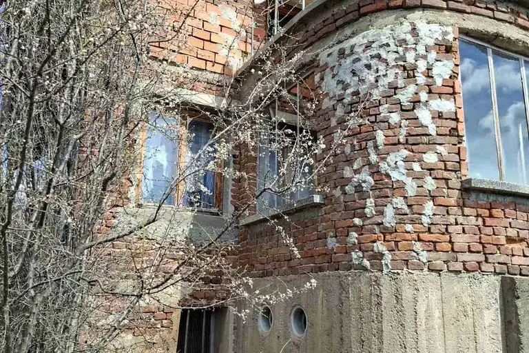 House in Oblast Pernik, Kalishte