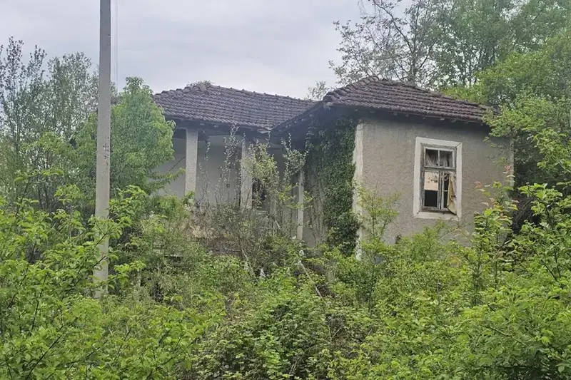 House in област София, Kalugerovo