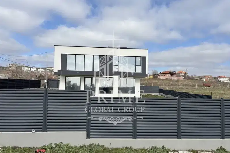 House in Oblast Burgas, Kamenar