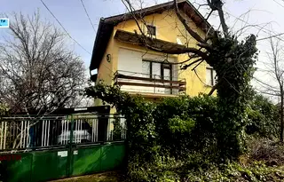 Къща във Враца, с. Камено поле