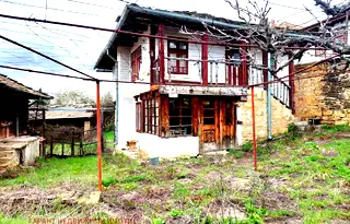 Къща в Габрово, с. Караиванца