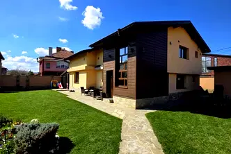 Къща в с. Казичене