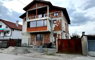 Къща в с. Казичене