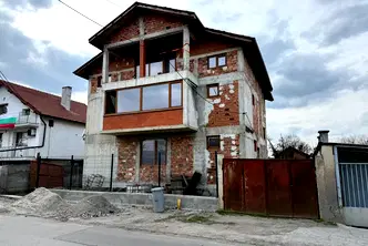 Къща в с. Казичене