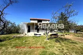 Къща във Варна, с. Кичево
