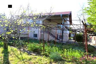 Къща във Варна, с. Кичево