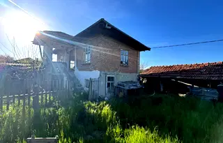 Къща във Варна, с. Комарево