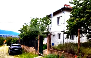 Къща в Кюстендил, с. Коняво