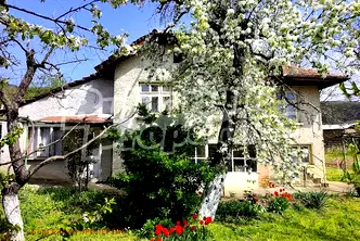 Къща в Габрово, с. Кормянско