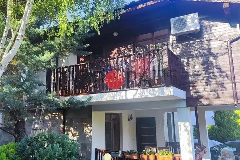 House in Burgas, Kosharica