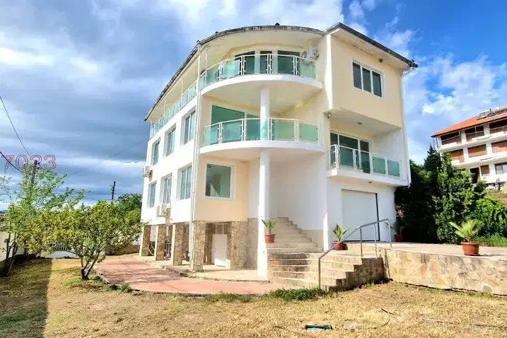 House in Oblast Burgas, Kosharica