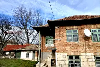 Къща в Разград, с. Костанденец