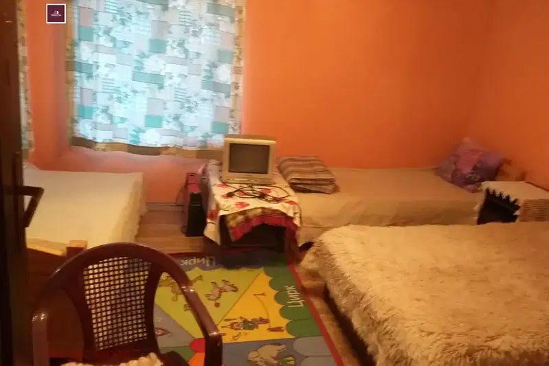 Къща в Монтана, с. Котеновци