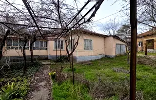 Къща в Добрич, с. Красен