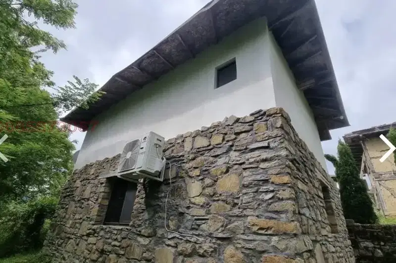Къща в Габрово, с. Кръвеник