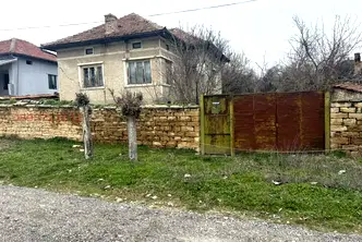 Къща във Велико Търново, с. Куцина