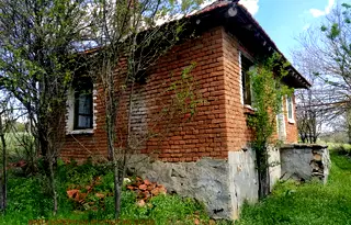 Къща в Ямбол, с. Лалково
