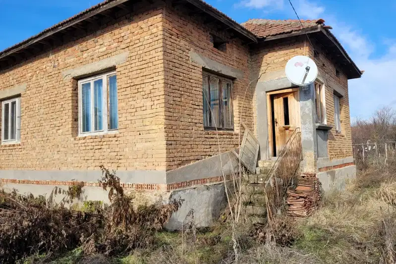 Къща в Плевен, с. Ленково