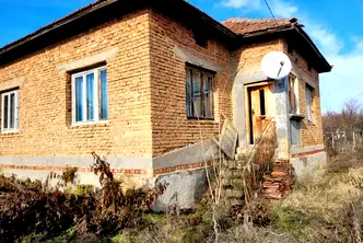 Къща в Плевен, с. Ленково