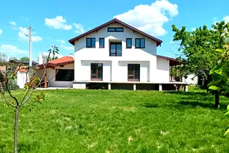 Къща в София, с. Лесново