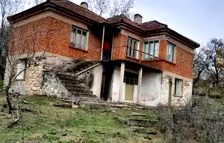 Къща в Ямбол, с. Лесово