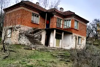 Къща в Ямбол, с. Лесово